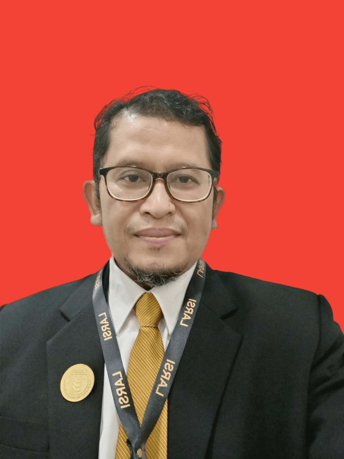 hidayat_kacamata-merah.png